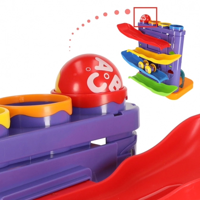 Kinder racebaan met hamer en knikkerbaan