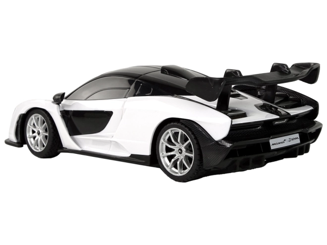 Details replica McLaren Senna