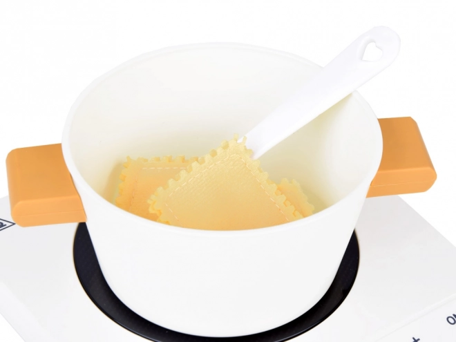 Kinderküche mit Induktionskochfeld und Zubehör