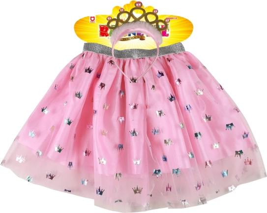Magische look met kroontjesmotieven
