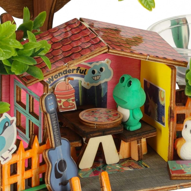 Creatieve set voor het bouwen van een boomhut met accessoires