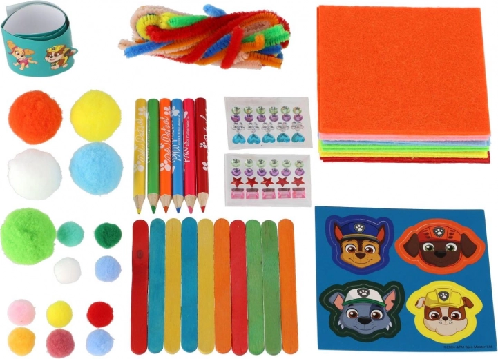 Rijke set creatieve materialen