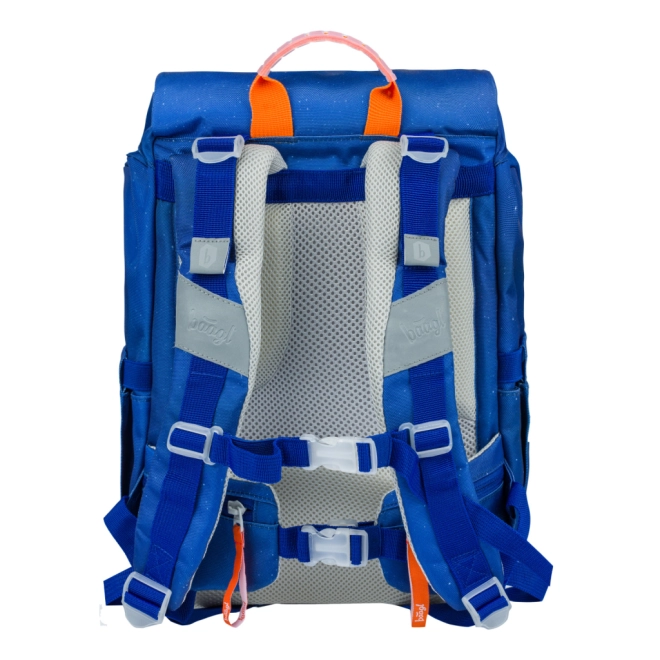 Ultra-light backpack with AIRFLOW ergonomics