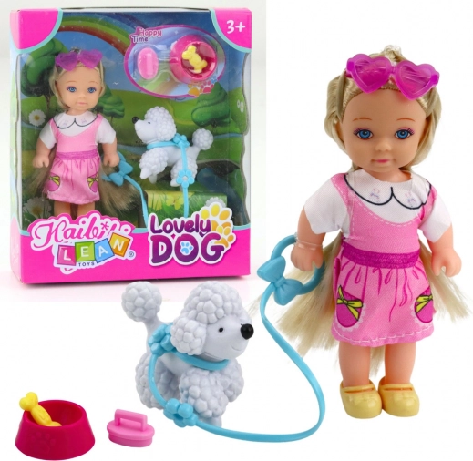Mini-Puppe mit Hund an der Leine und Schale mit Knochen