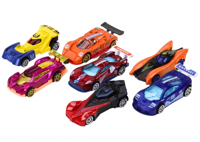 Raceauto's in koffer met verkeerslichten