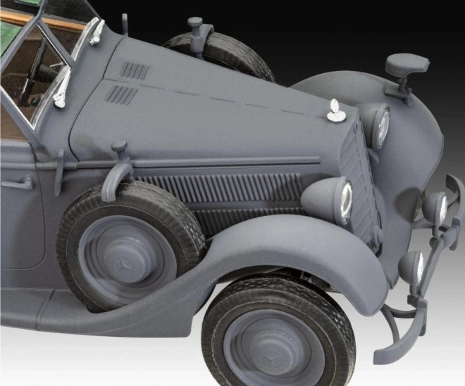 Plastic Model Mercedes-Benz Typ 320 W142 Cabriolet 1/35