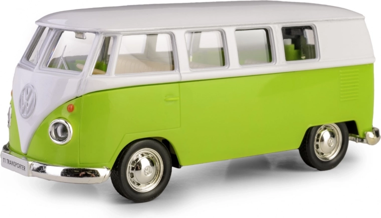 Openende deuren en gedetailleerd interieur