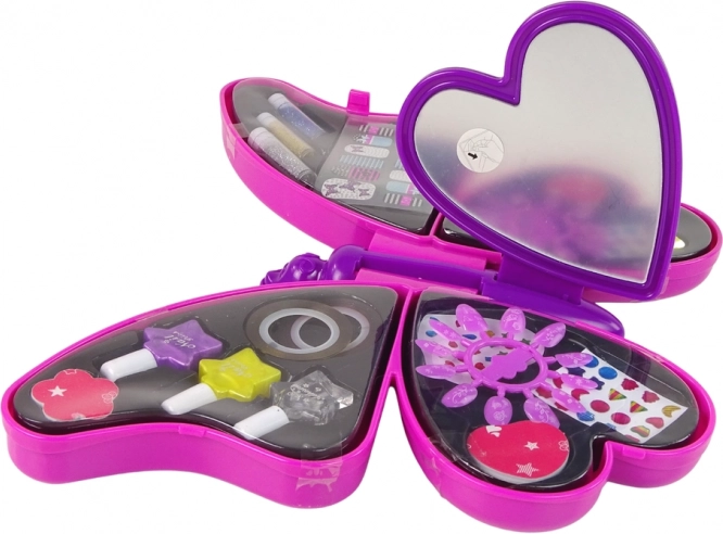 Amusement sûr pour petites coquettes