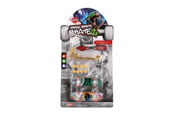 Ensemble de skateboard à visser, trottinette à doigts, waveboard en plastique avec accessoires, mélange de types sur carte 16x30cm