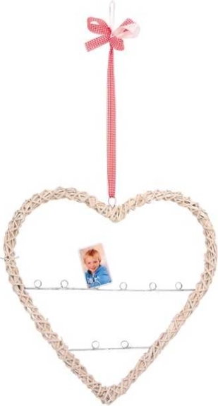 Hanging Wicker Heart for Photos Small Foot