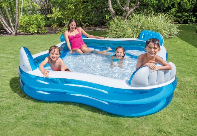 Piscine gonflable avec dossiers