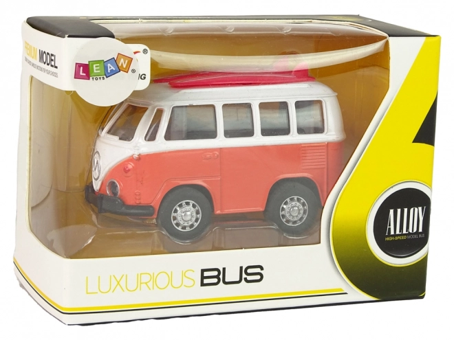 Metall-Reisebus