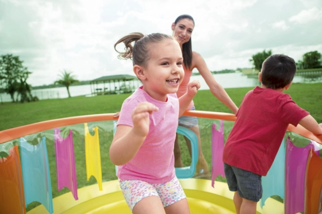 Opblaasbare trampoline voor kinderen
