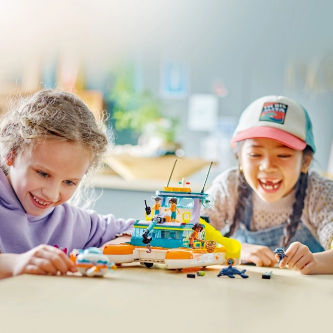 LEGO Friends zee-reddingsboot