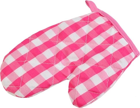 Veilig bakken met ovenwant en onderzetter