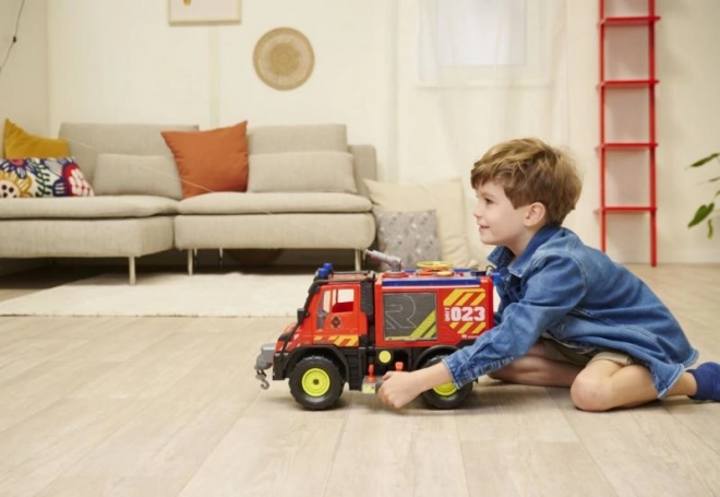 Brandweerauto Mercedes-Benz Unimog U530 met effecten