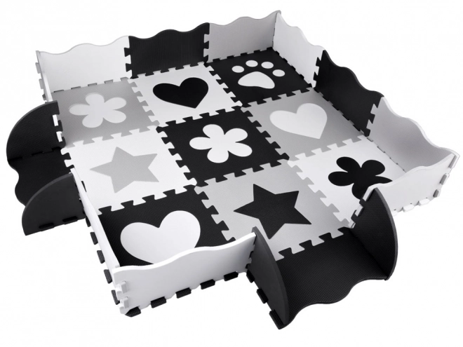 Contrasterende schuim puzzelmat met vormen