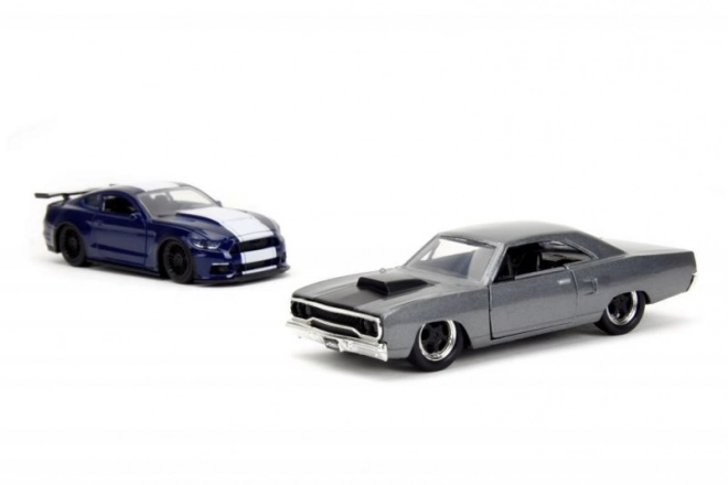 Twin Pack Modelauto's Ford Mustang GT350 en Plymouth Road Runner uit Fast & Furious