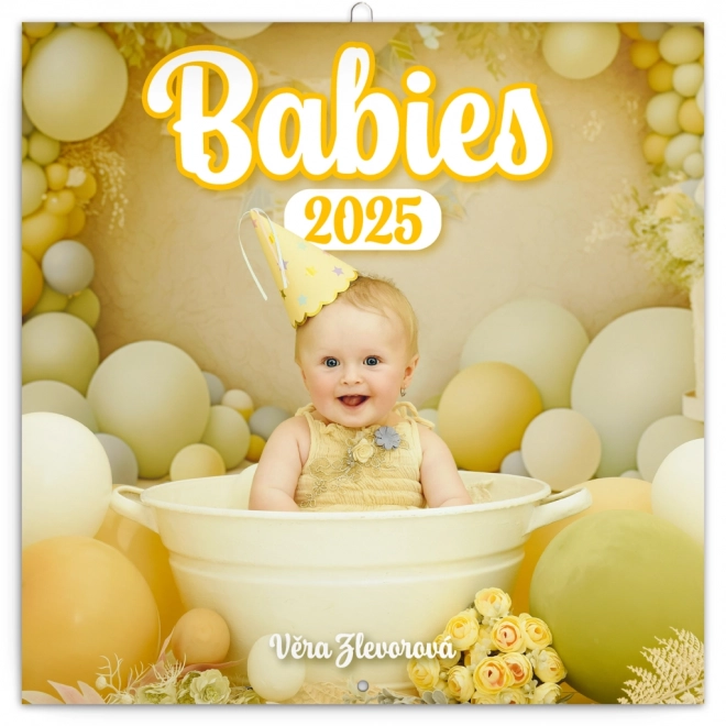 Notitiekalender Babies – Věra Zlevorová 2025, 30 × 30 cm