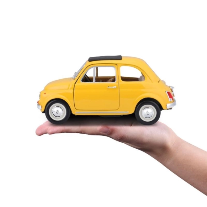 Modèle Bburago voiture Fiat 500 F 1965 jaune 1:24