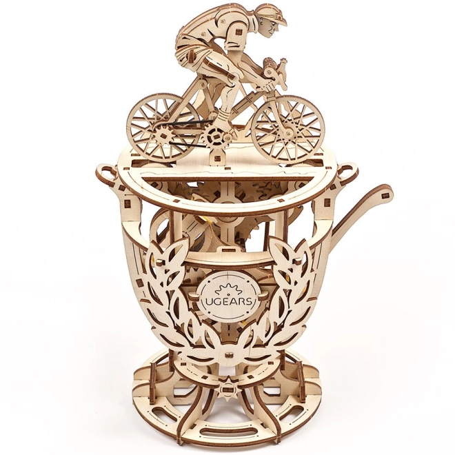 Cycliste mécanique mobile sur trophée