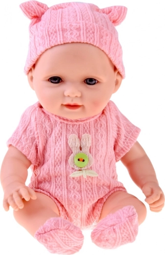 Super-soft knitted outfits in two colors