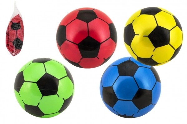 Ongenaflateerde rubberen voetbal