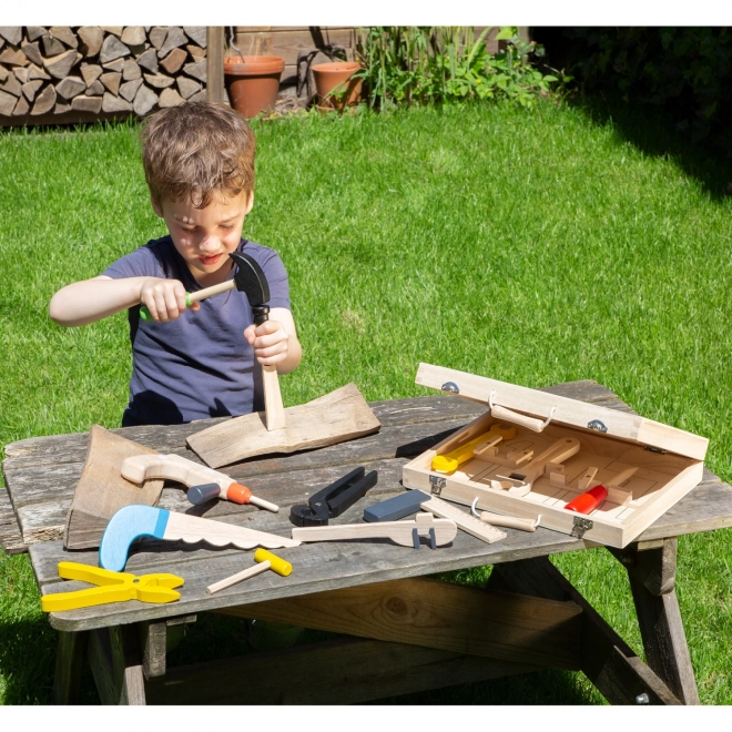 Houten koffer met speelgoedgereedschap