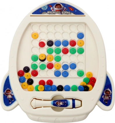 Magnetisch bord in de vorm van een raket