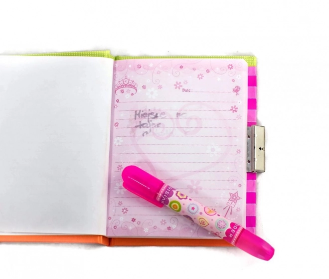 Memory book with lock "Friends Forever"
