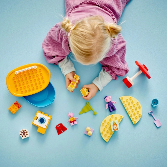 LEGO DUPLO 10432 Peppa Pig Peppa en het boottochtje