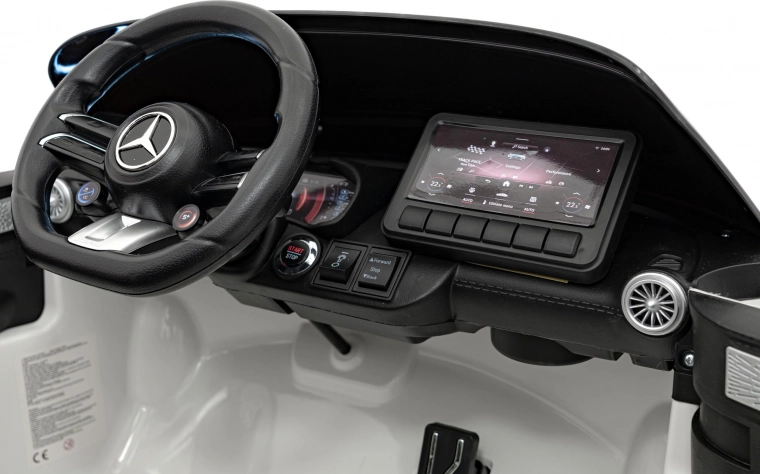 Multimedia‑Panel mit Bluetooth und FM‑Radio