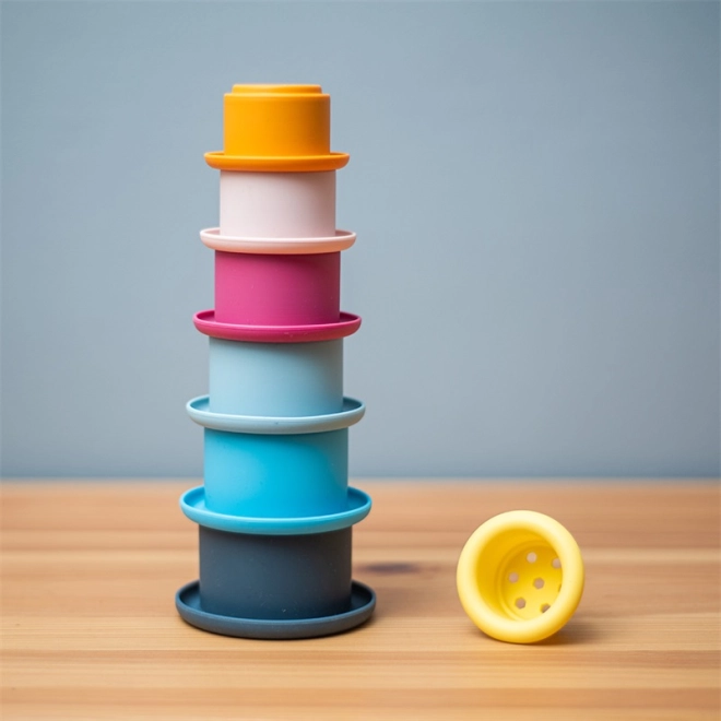 Supports motor skills and color learning