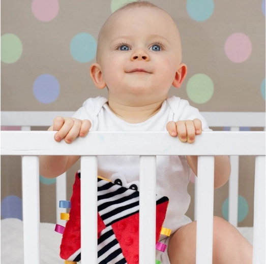 Prise en main facile grâce aux étiquettes et aux petits nœuds