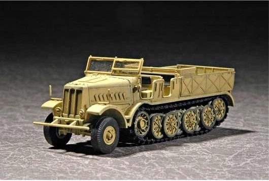 Maquette du transporteur militaire allemand Sd.Kfz.9 Schwere Zugkraftwagen 18t Type F3