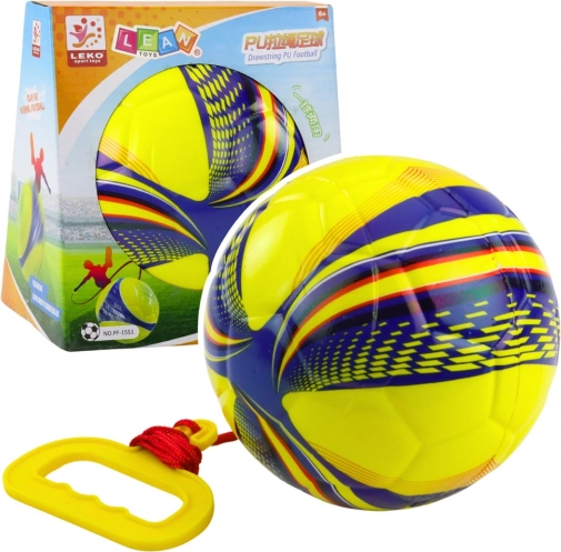 Gele foam bal aan een touwtje met krimphoes 14 cm