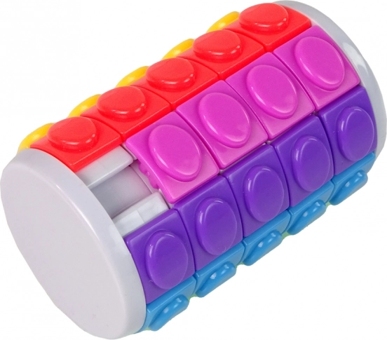 Rotating segments for entertainment