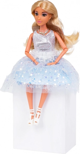 Long blonde hair for brushing and braiding