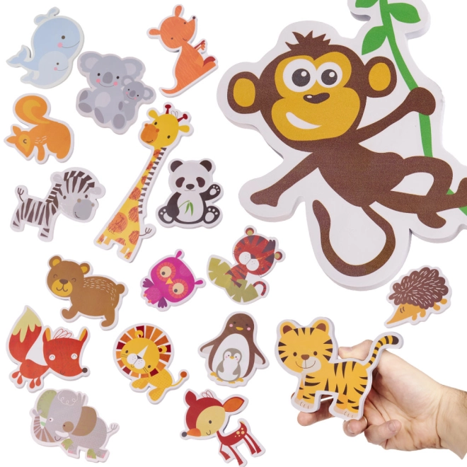 Colorful animal shapes for playful baths