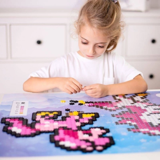 1000 colorful pieces for endless imagination