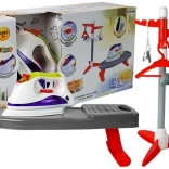 Kinderstrijkset op batterijen met strijkplank en kledingrek