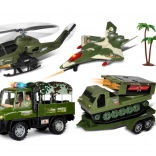 Militaire konvooiwagen met aanhanger en soldaat 63 cm