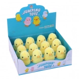 Opwindend geel kuikentje