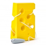 Fromage labyrinthe à lacer avec petite souris