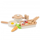 Houten servies-set voor de kinderkeuken
